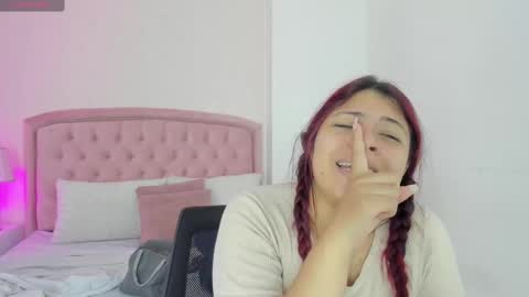 Snapshot of kendall__fox chatting on October 26, 2025, 5:46 am Kendall online show from October 26, 2025, 5:46 am