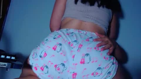 Snapshot of kendall_and_christ chatting on April 7, 2026, 3:56 pm kendall_and_christ online show from April 7, 2026, 3:56 pm