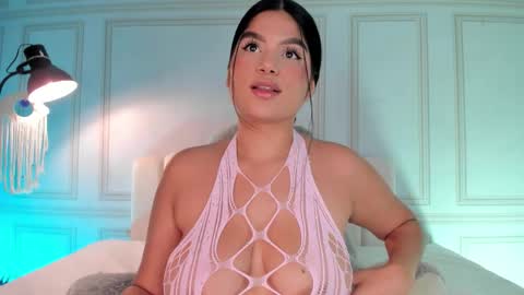   online show from November 3, 2025, 10:38 am