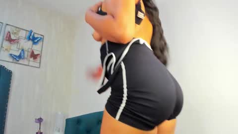 Snapshot of kendall_queen__ chatting on February 21, 2026, 7:48 pm kendall queen online show from February 21, 2026, 7:48 pm