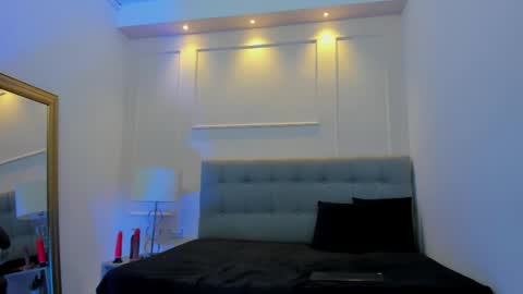 kendall_roous online show from October 28, 2025, 3:21 am