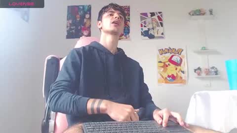 kendall ross online show from February 9, 2025, 3:23 pm