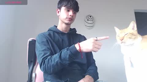 kendall ross online show from September 10, 2025, 3:23 pm