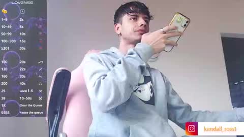 kendall ross online show from October 1, 2025, 2:23 pm