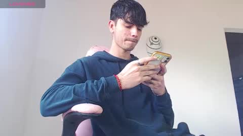 kendall ross online show from October 15, 2025, 4:18 pm