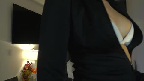 Andrea online show from October 21, 2025, 11:16 pm