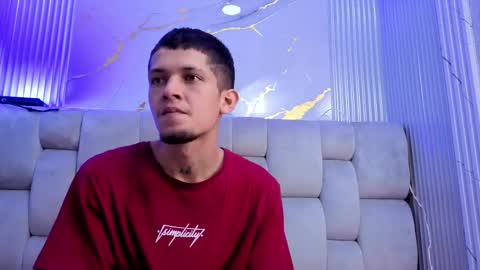 Snapshot of kendalltaylorr chatting on October 2, 2025, 1:40 pm Kendall and Taylor online show from October 2, 2025, 1:40 pm