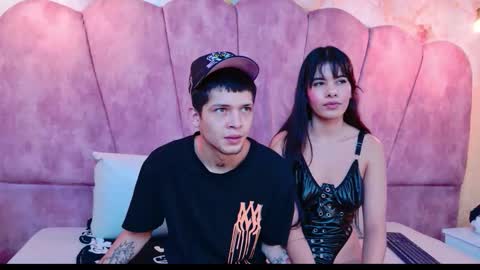 Snapshot of kendalltaylorr chatting on October 28, 2025, 12:19 pm Kendall and Taylor online show from October 28, 2025, 12:19 pm