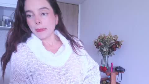 kendall online show from November 13, 2025, 6:07 pm