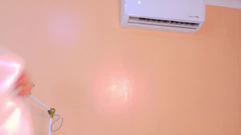 Snapshot of kendalmilleer chatting on May 11, 2026, 9:04 am online show from May 11, 2026, 9:04 am