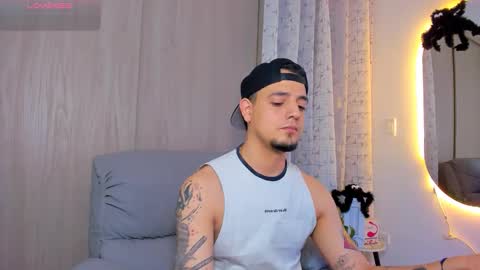 kendel_dimitri online show from October 19, 2025, 5:19 am