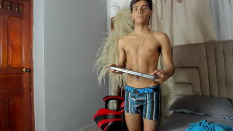 kendra and liam online show from October 10, 2025, 11:42 am