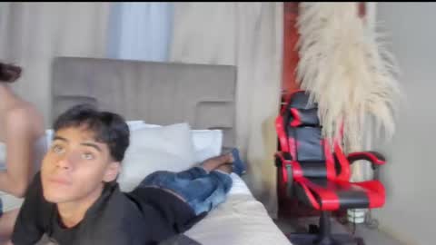 kendra and liam online show from October 12, 2025, 11:42 am