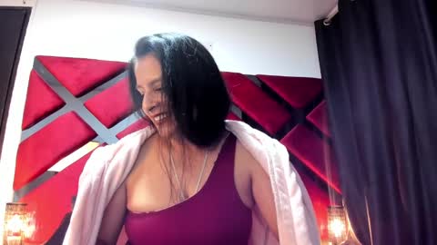 Snapshot of kendra_foxxy_ chatting on December 20, 2024, 9:54 am Kendra online show from December 20, 2024, 9:54 am