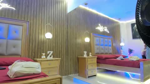 Kendra London online show from November 7, 2025, 9:09 am