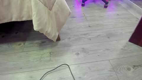 Kendra London online show from February 10, 2026, 11:14 am