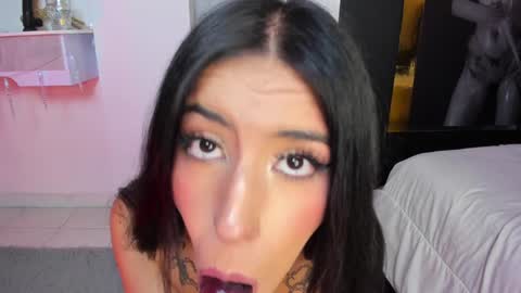 Kendra  online show from December 7, 2024, 2:57 pm