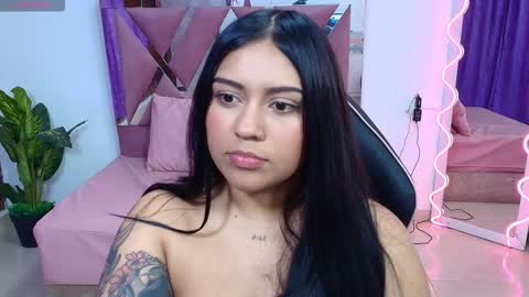 Snapshot of kendra_tay chatting on October 18, 2025, 3:53 am kendra online show from October 18, 2025, 3:53 am