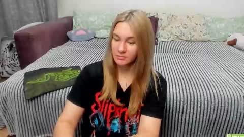 Snapshot of kendra_xx_ chatting on November 11, 2025, 11:10 am Kendra online show from November 11, 2025, 11:10 am