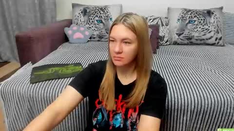 Kendra online show from November 18, 2025, 11:59 pm