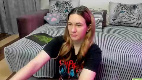 Kendra online show from March 29, 2026, 11:38 pm