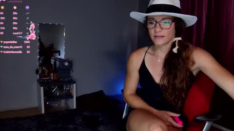 Snapshot of kendracam69 chatting on February 3, 2025, 5:07 am Kendra online show from February 3, 2025, 5:07 am