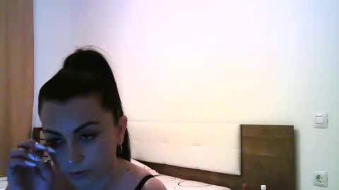 Kendra online show from April 9, 2026, 4:45 pm