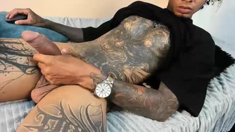 Snapshot of kendrik_brown chatting on February 12, 2025, 9:01 pm kendrick brown online show from February 12, 2025, 9:01 pm