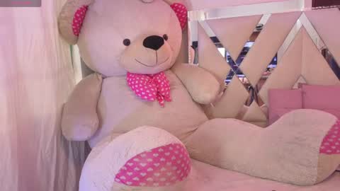 kenndal_tay online show from May 16, 2026, 8:18 pm