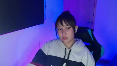 kenshi2302 online show from April 21, 2026, 5:03 am