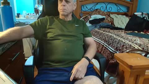 kent_ham online show from October 3, 2025, 8:28 pm