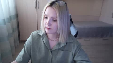 Evelyn online show from July 8, 2026, 1:26 pm