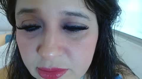 K E R L Y online show from December 3, 2025, 12:47 pm