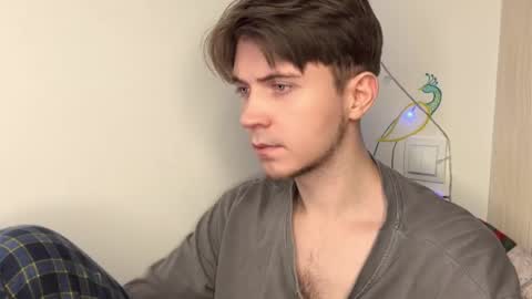 Kero online show from March 25, 2026, 8:26 pm