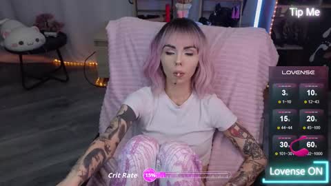 Snapshot of kerry_kirk chatting on November 7, 2025, 5:46 pm Kerry online show from November 7, 2025, 5:46 pm