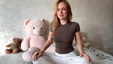 Snapshot of kerryrusell chatting on December 2, 2025, 1:44 am Elizabeth online show from December 2, 2025, 1:44 am