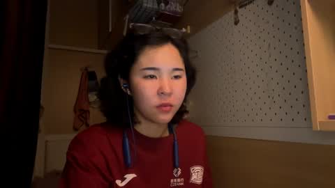 Jenny  online show from May 16, 2026, 11:14 pm
