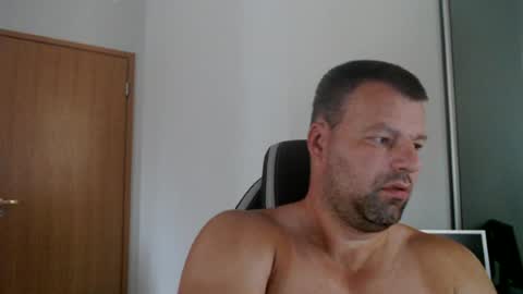 Snapshot of kert19 chatting on July 2, 2026, 5:24 am KerKER online show from July 2, 2026, 5:24 am