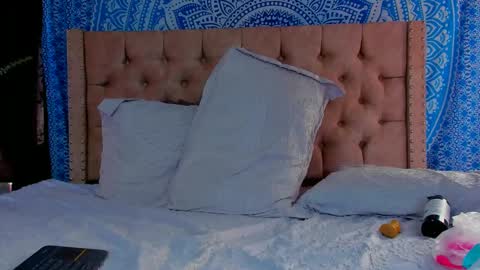 Kery Hillson online show from December 8, 2024, 4:28 pm