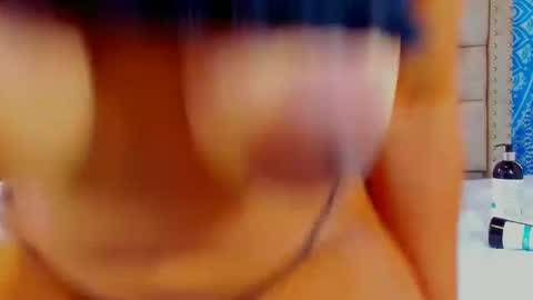 Kery Hillson online show from December 10, 2024, 4:49 pm