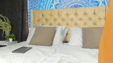 Kery Hillson online show from January 3, 2025, 12:19 pm