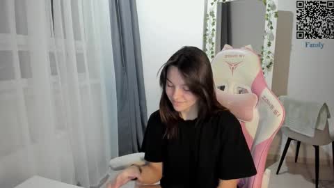 kesh_mne online show from December 22, 2025, 4:59 pm