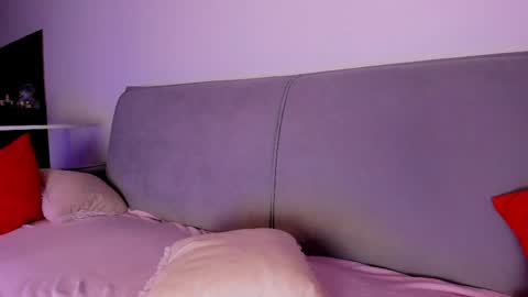 kessylaysa online show from May 11, 2026, 6:05 pm