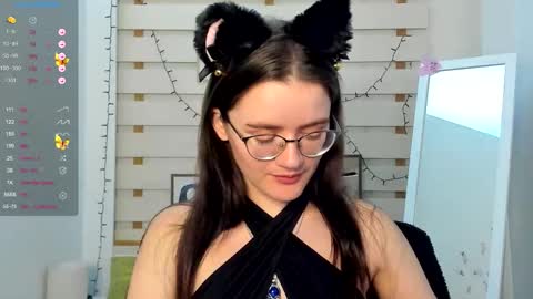 Ketrin online show from October 17, 2025, 6:21 pm