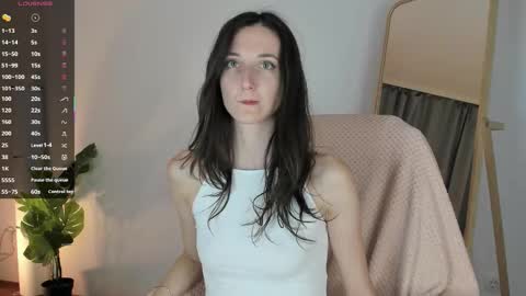Snapshot of kettybelly chatting on October 18, 2025, 9:48 pm kettyIm a simple girl who likes gifts Lovense is activeThere are legends that in this room all your wish can come true online show from October 18, 2025, 9:48 pm