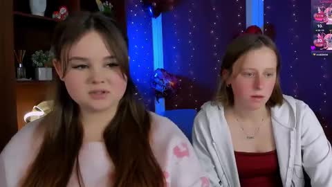 keuli_li online show from February 9, 2026, 7:51 pm