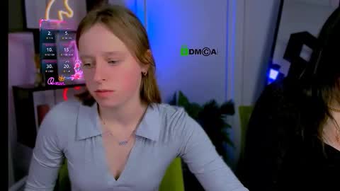 keuli_li online show from March 2, 2026, 5:52 am