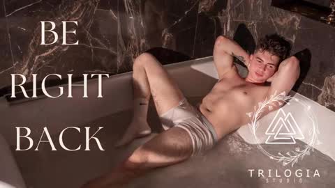 KEV online show from October 4, 2025, 6:39 pm