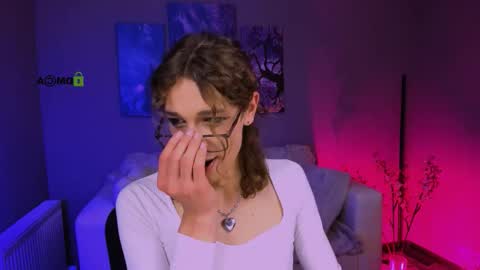 kevi here online show from September 29, 2025, 7:51 pm