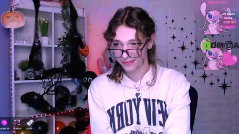 kevi here online show from October 21, 2025, 7:25 pm